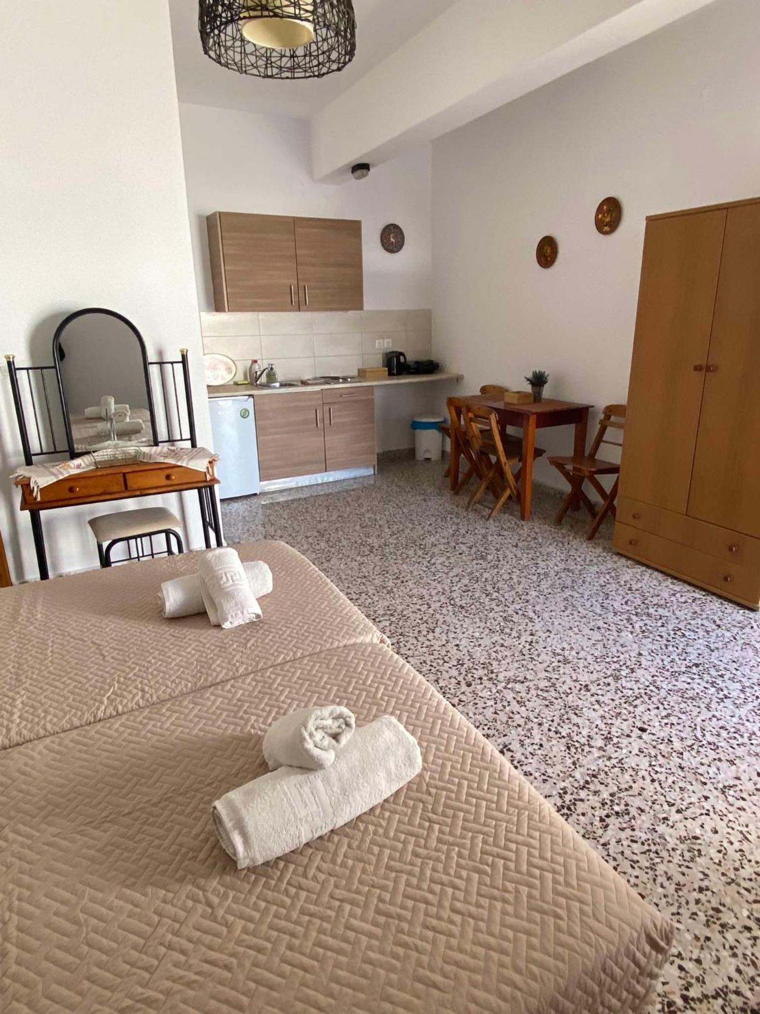 Sarris Studios & Apartments Lindos  Extérieur photo
