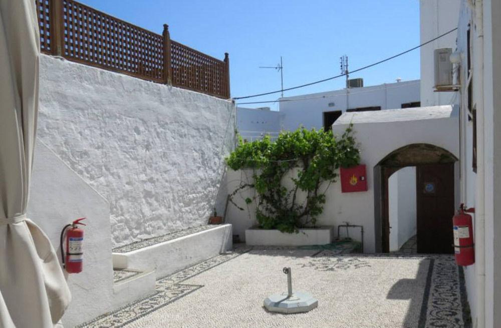 Sarris Studios & Apartments Lindos  Extérieur photo